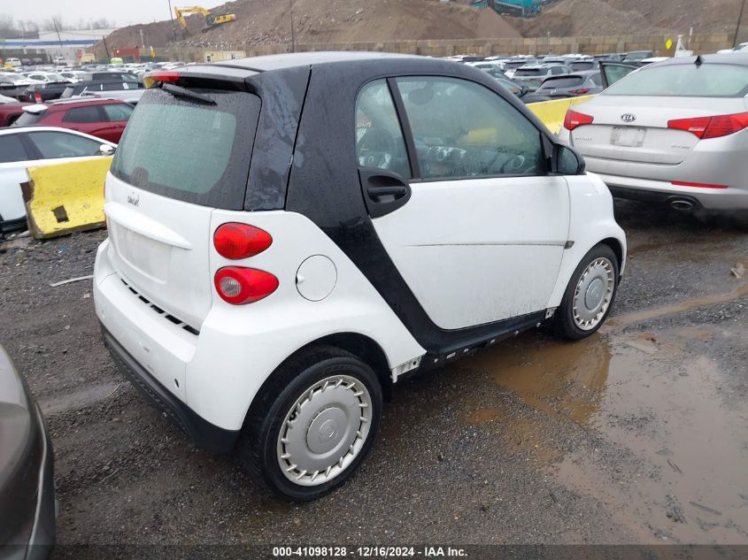 2014 Smart Fortwo Passion/Pure VIN: WMEEJ3BA2EK750068 Lot: 41098128