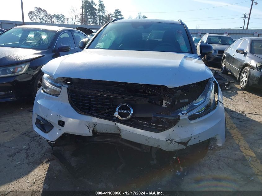 2020 Volvo Xc40 T5 R-Design VIN: YV4162UM2L2341546 Lot: 41100050