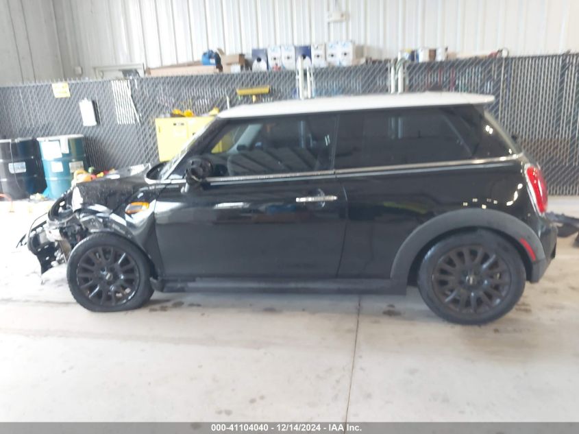 2015 Mini Hardtop Cooper VIN: WMWXM5C57FT938749 Lot: 41104040