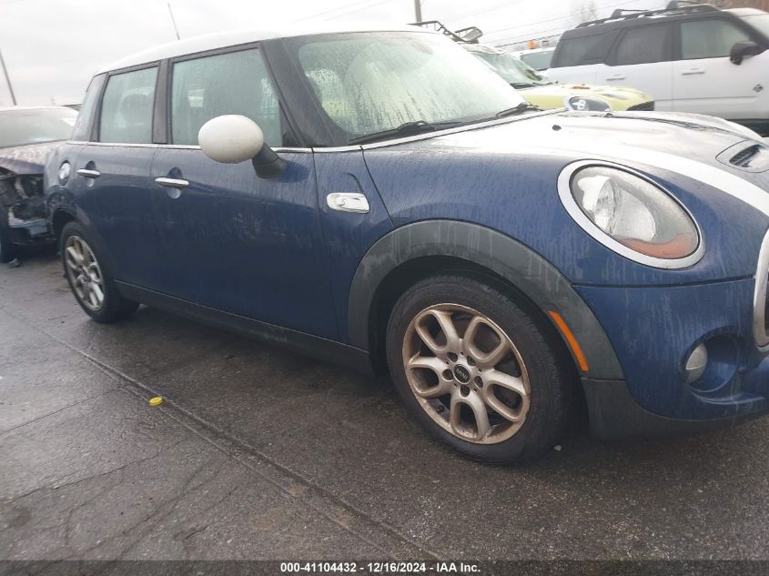 2015 Mini Hardtop Cooper S VIN: WMWXU3C58FT892238 Lot: 41104432