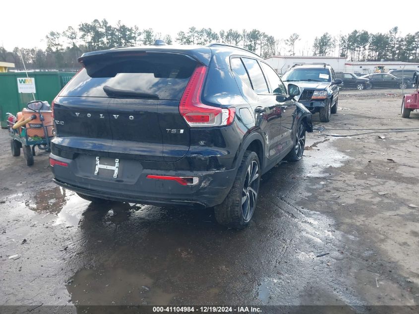 2022 Volvo Xc40 T5 R-Design VIN: YV4162UMXN2649261 Lot: 41104984