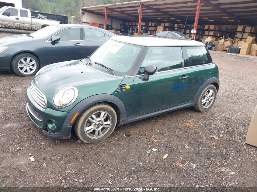 2013 Mini Hardtop Cooper VIN: WMWSU3C54DT677852 Lot: 41105071