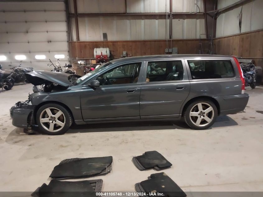 2005 Volvo V70 R VIN: YV1SJ527152511378 Lot: 41105748