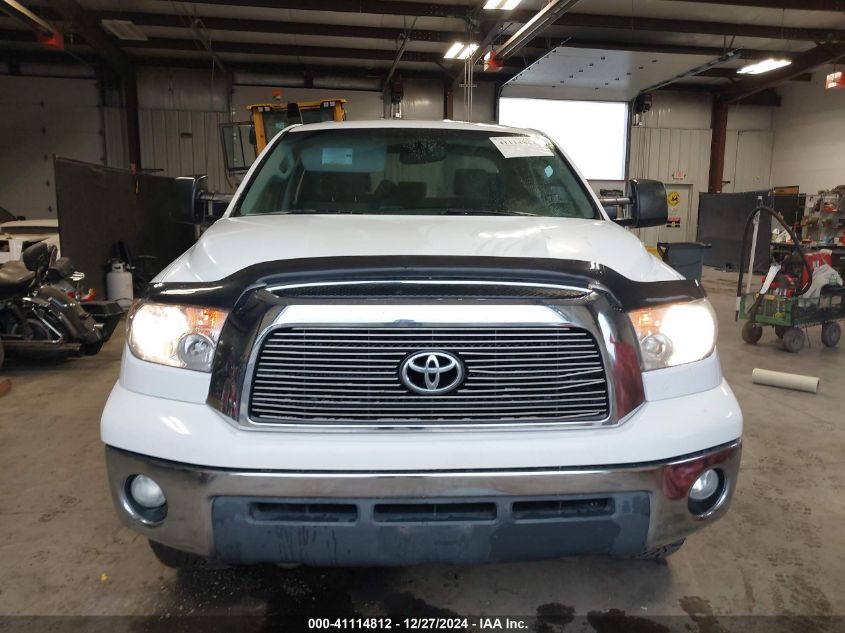 2009 Toyota Tundra Sr5 5.7L V8 VIN: 5TFBV54149X093944 Lot: 41114812