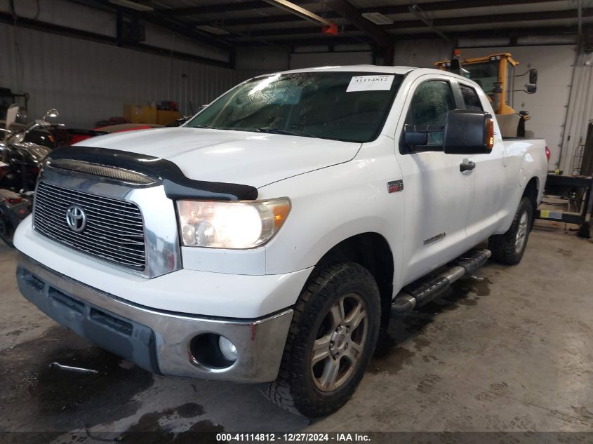 2009 Toyota Tundra Sr5 5.7L V8 VIN: 5TFBV54149X093944 Lot: 41114812