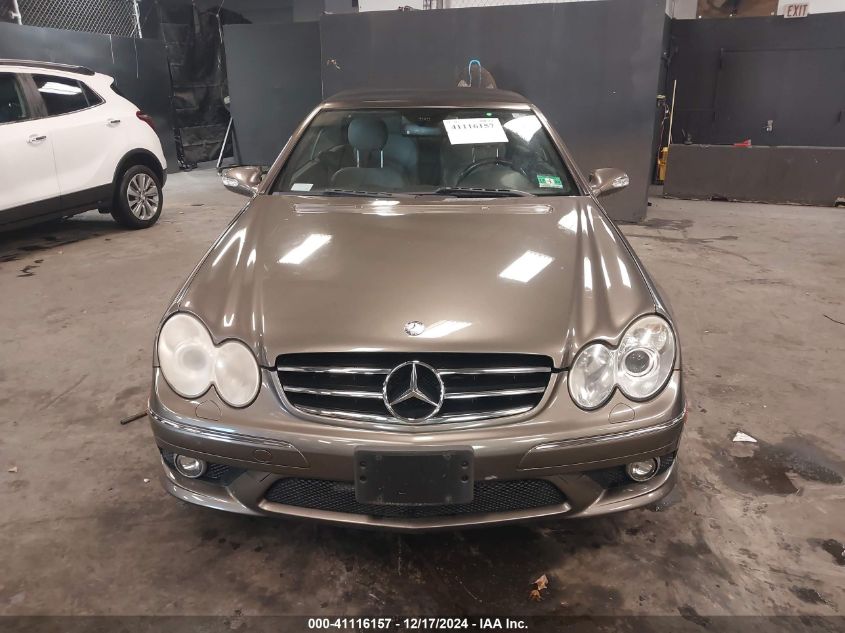 2008 Mercedes-Benz Clk 550 VIN: WDBTK72F18T090933 Lot: 41116157