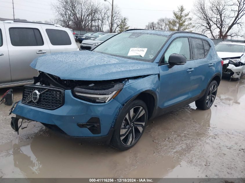 2024 Volvo Xc40 B5 Plus Dark Theme VIN: YV4L12UL2R2359133 Lot: 41116256