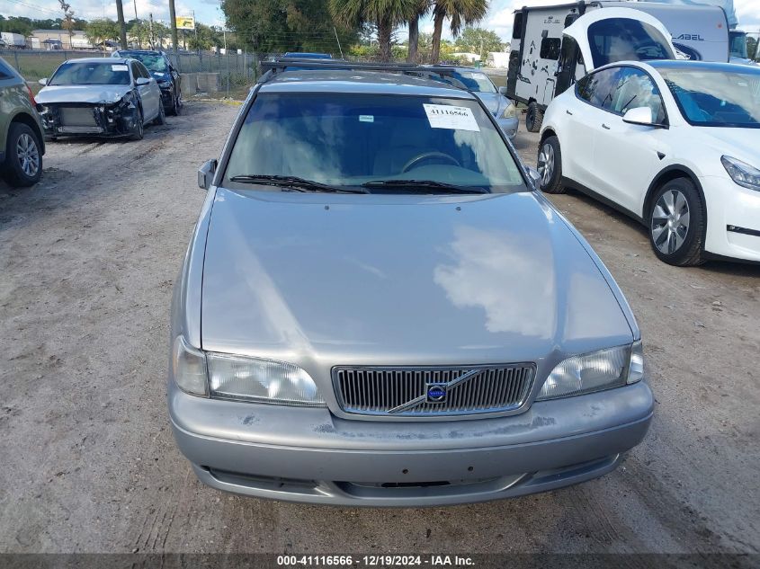 1999 Volvo V70 VIN: YV1LW55A8X2621800 Lot: 41116566