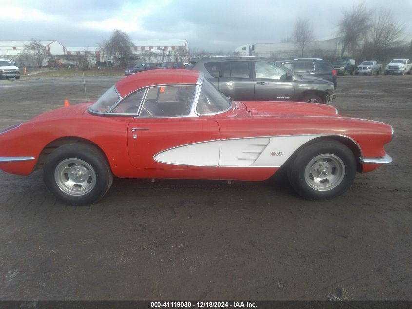 1960 Chevrolet Corvette VIN: 00867S105161 Lot: 41119030