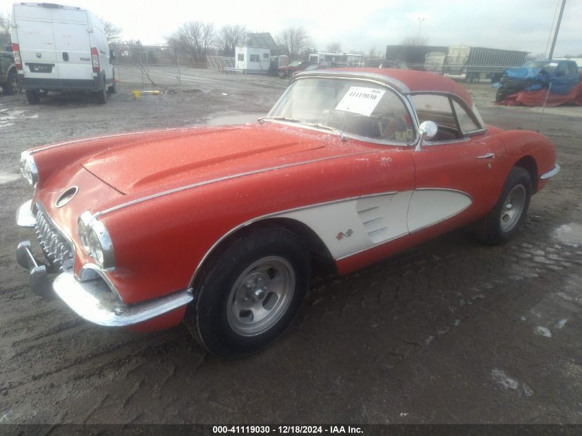 1960 Chevrolet Corvette VIN: 00867S105161 Lot: 41119030