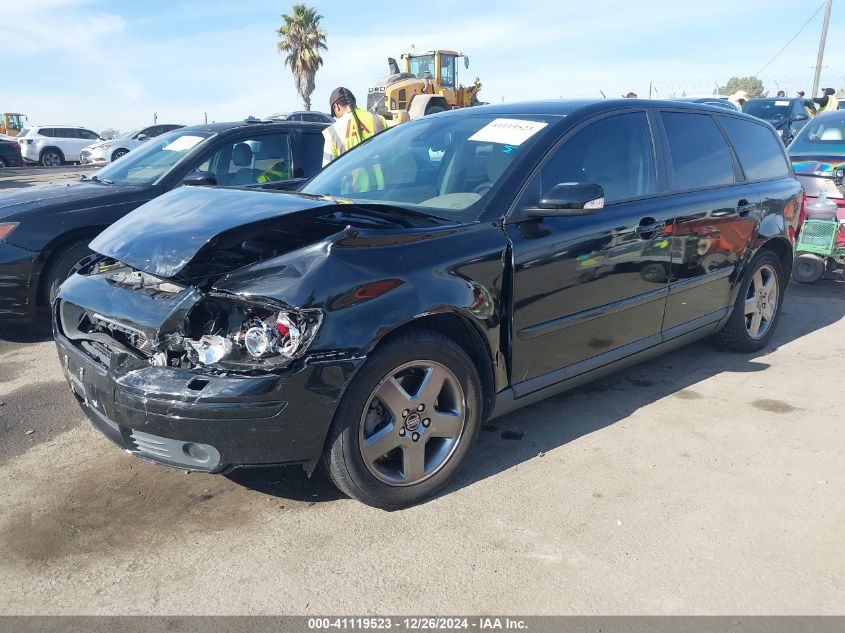 2005 Volvo V50 T5/T5 Awd VIN: YV1MJ682052075889 Lot: 41119523