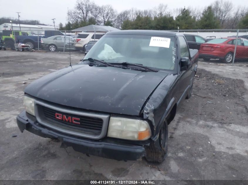 2002 GMC Sonoma Sl VIN: 1GTCS145428158199 Lot: 41124191