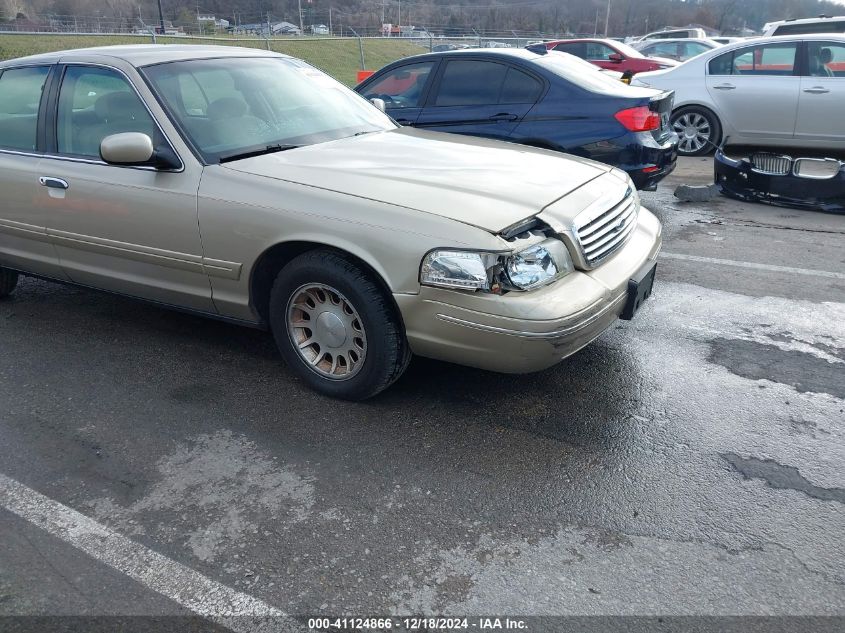 1999 Ford Crown Victoria Lx VIN: 2FAFP74W0XX179512 Lot: 41124866