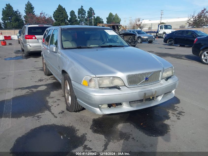 1999 Volvo V70 R VIN: YV1LV62D9X2603409 Lot: 41128542