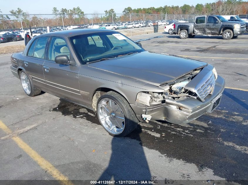 2002 Ford Crown Victoria Standard VIN: 2FAFP73W82X121660 Lot: 41128847