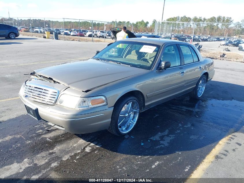 2002 Ford Crown Victoria Standard VIN: 2FAFP73W82X121660 Lot: 41128847