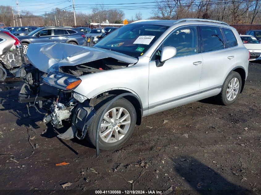 2014 Volkswagen Touareg 3.6L Sport VIN: WVGEF9BP4ED013638 Lot: 41130088