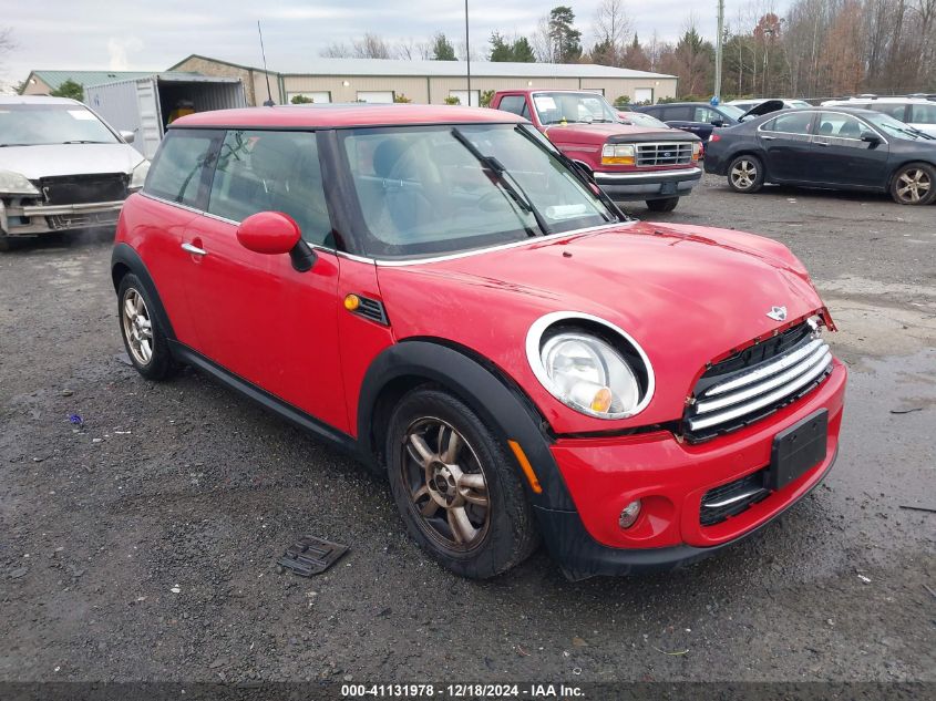 2013 Mini Hardtop Cooper VIN: WMWSU3C54DT371783 Lot: 41131978