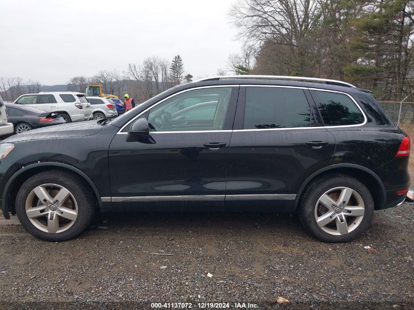 2013 Volkswagen Touareg V6 Tdi VIN: WVGEP9BP3DD000830 Lot: 41137072