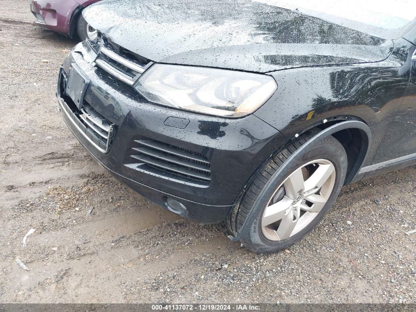 2013 Volkswagen Touareg V6 Tdi VIN: WVGEP9BP3DD000830 Lot: 41137072