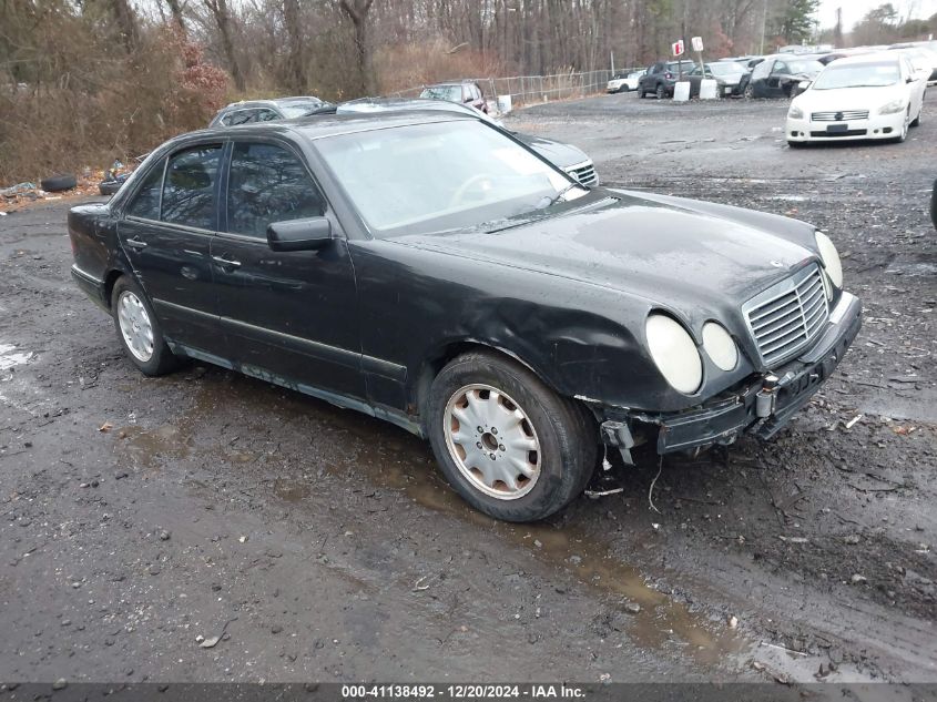 1998 Mercedes-Benz E 320 VIN: WDBJF65F9WA622570 Lot: 41138492