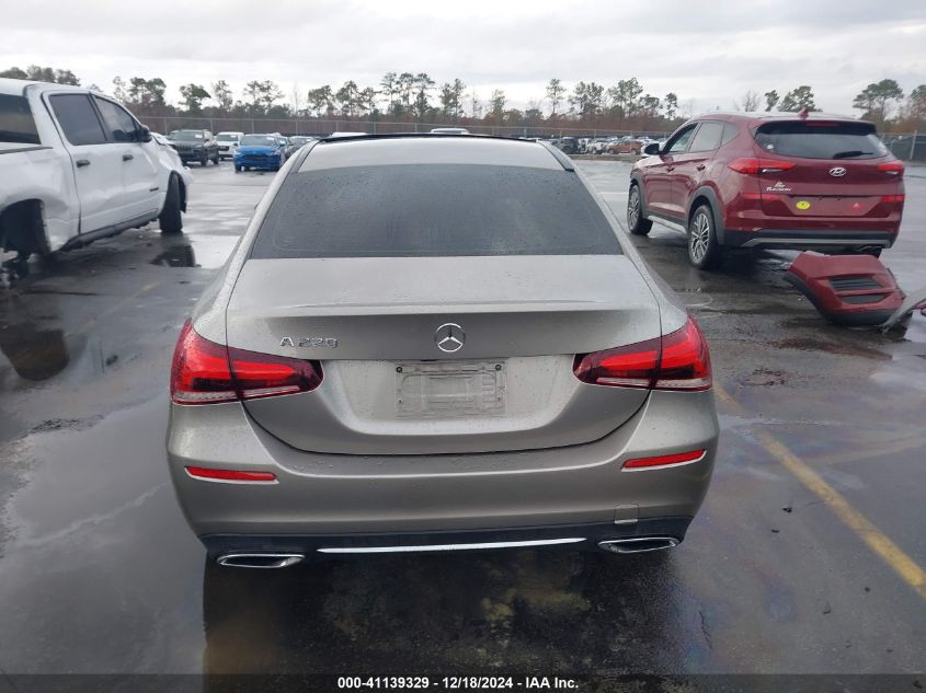 2019 Mercedes-Benz A 220 VIN: WDD3G4EB7KW001372 Lot: 41139329