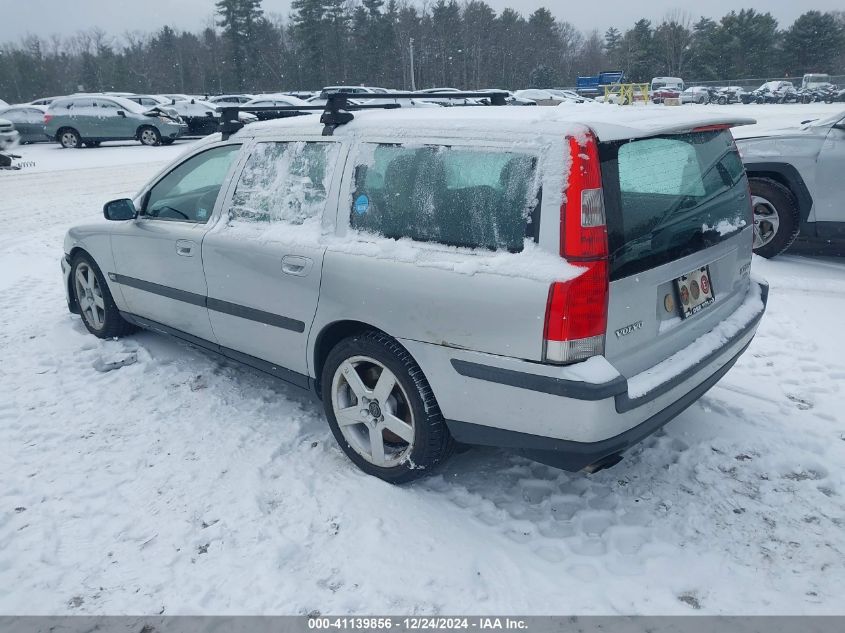 2004 Volvo V70 R VIN: YV1SJ52YX42413828 Lot: 41139856