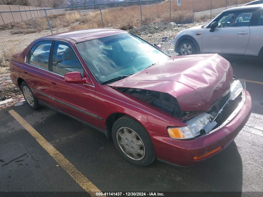 1996 Honda Accord Lx/Ex VIN: 1HGCD5631TA302221 Lot: 41141437