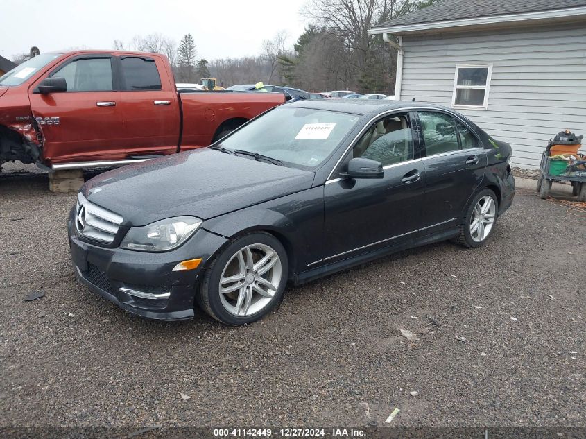 2013 Mercedes-Benz C 300 Luxury 4Matic/Sport 4Matic VIN: WDDGF8AB3DA788757 Lot: 41142449