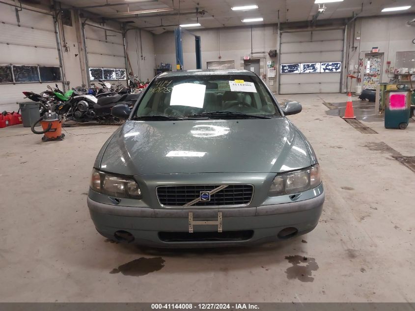 2002 Volvo S60 2.4 VIN: YV1RS61R222170640 Lot: 41144008