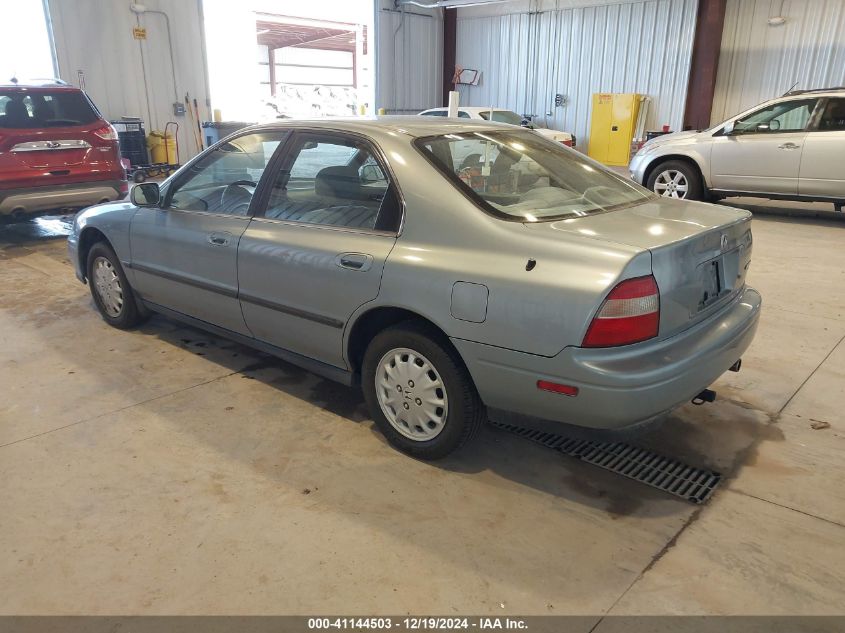 1995 Honda Accord Lx/Ex VIN: 1HGCD5637SA127469 Lot: 41144503