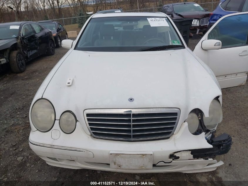 2001 Mercedes-Benz E 320 4M VIN: WDBJF82J81X053429 Lot: 41152571