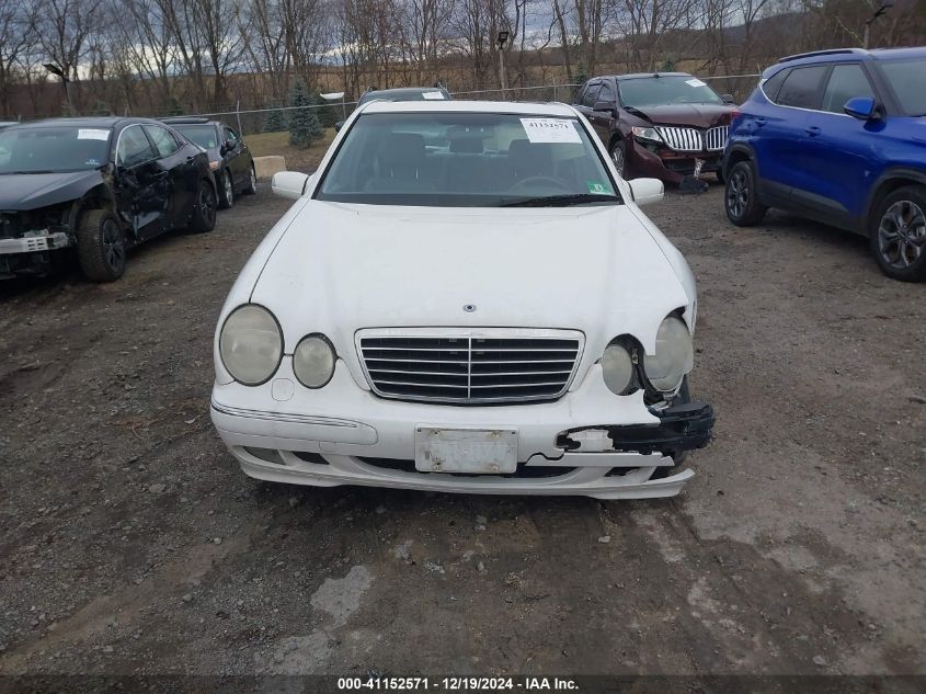 2001 Mercedes-Benz E 320 4M VIN: WDBJF82J81X053429 Lot: 41152571