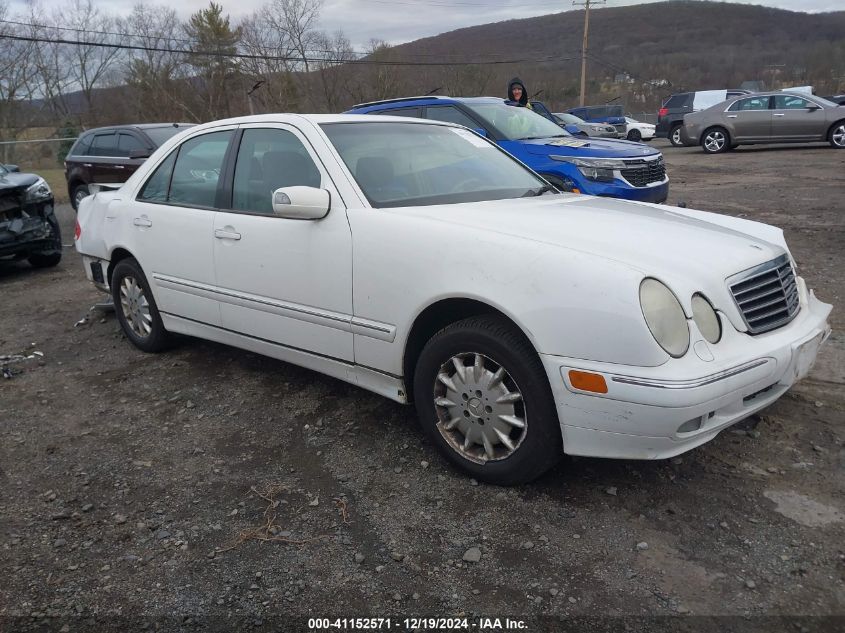 2001 Mercedes-Benz E 320 4M VIN: WDBJF82J81X053429 Lot: 41152571