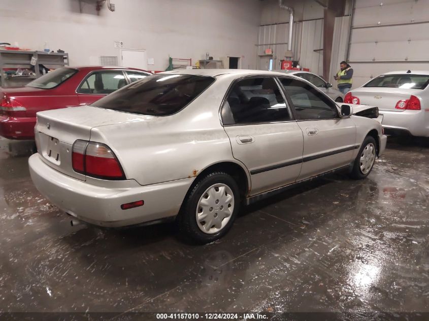 1996 Honda Accord Lx/Ex VIN: 1HGCD5645TA124189 Lot: 41157010