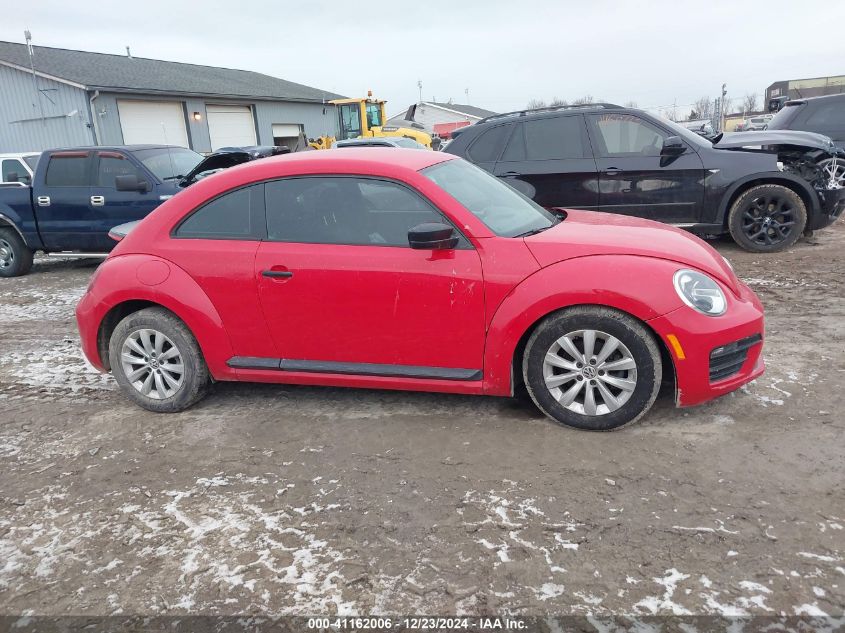 2017 Volkswagen Beetle #Pinkbeetle/1.8T Classic/1.8T S VIN: 3VWF17AT6HM623072 Lot: 41162006