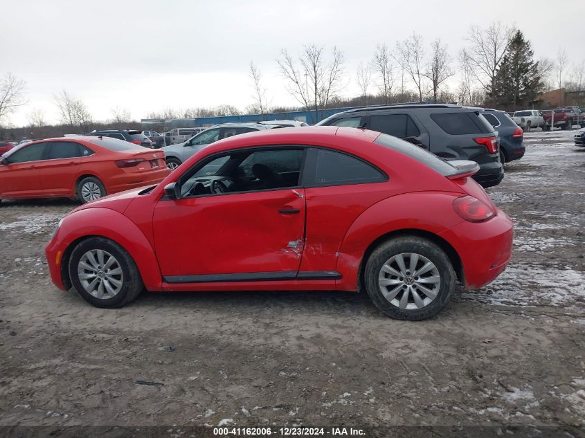 2017 Volkswagen Beetle #Pinkbeetle/1.8T Classic/1.8T S VIN: 3VWF17AT6HM623072 Lot: 41162006