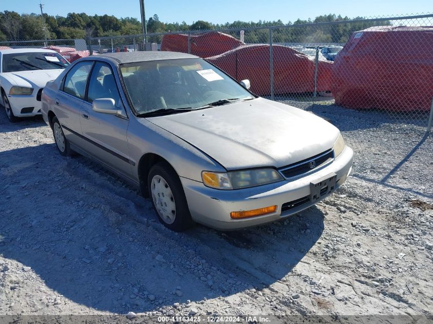 1996 Honda Accord Lx/Ex VIN: 1HGCD5638TA120189 Lot: 41163425