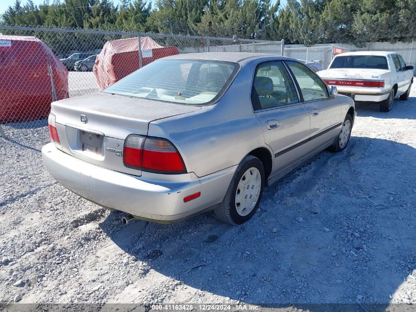 1996 Honda Accord Lx/Ex VIN: 1HGCD5638TA120189 Lot: 41163425