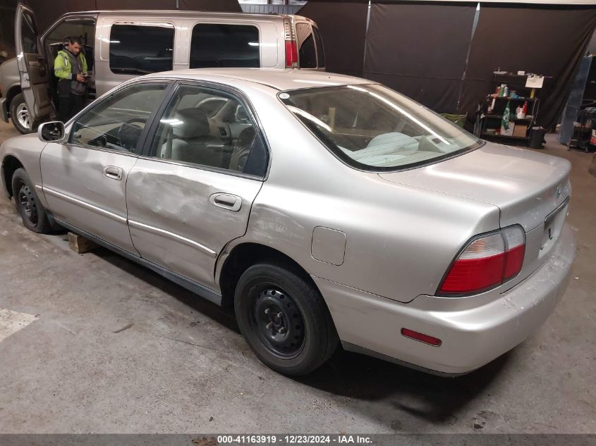 1996 Honda Accord Value VIN: 1HGCD5690TA250844 Lot: 41163919