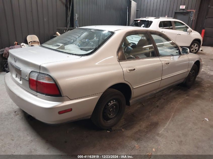 1996 Honda Accord Value VIN: 1HGCD5690TA250844 Lot: 41163919