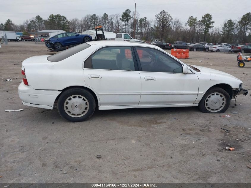 1995 Honda Accord Ex VIN: 1HGCD5658SA090496 Lot: 41164166