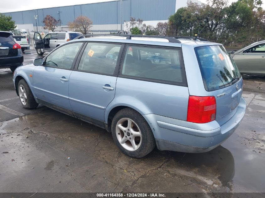 1998 Volkswagen Passat Gls VIN: WVWNA63B0WE388474 Lot: 41164358