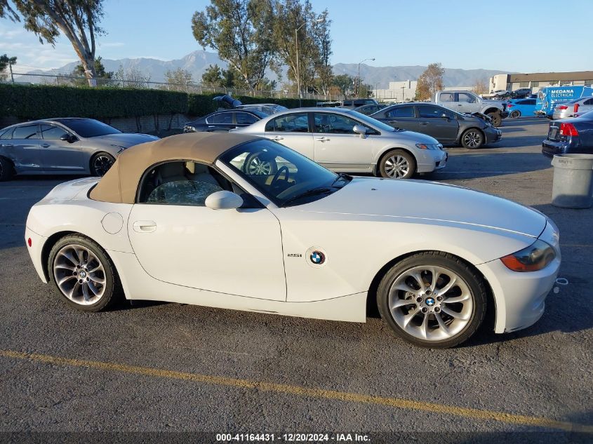 2004 BMW Z4 2.5I VIN: 4USBT33564LS48793 Lot: 41164431