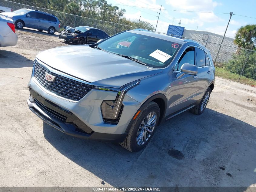 2025 Cadillac Xt4 Awd Premium Luxury VIN: 1GYFZDR46SF136432 Lot: 41166847