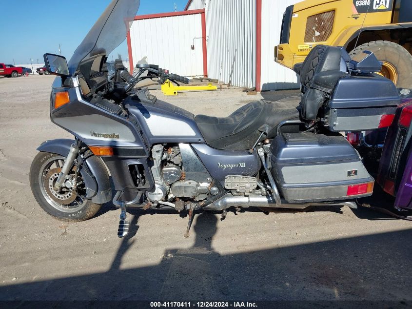 2000 Kawasaki Zg1200 B VIN: JKAZG9B18YB511186 Lot: 41170411