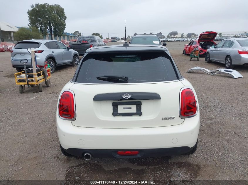 2020 Mini Hardtop Cooper VIN: WMWXU7C02L2M47992 Lot: 41170440