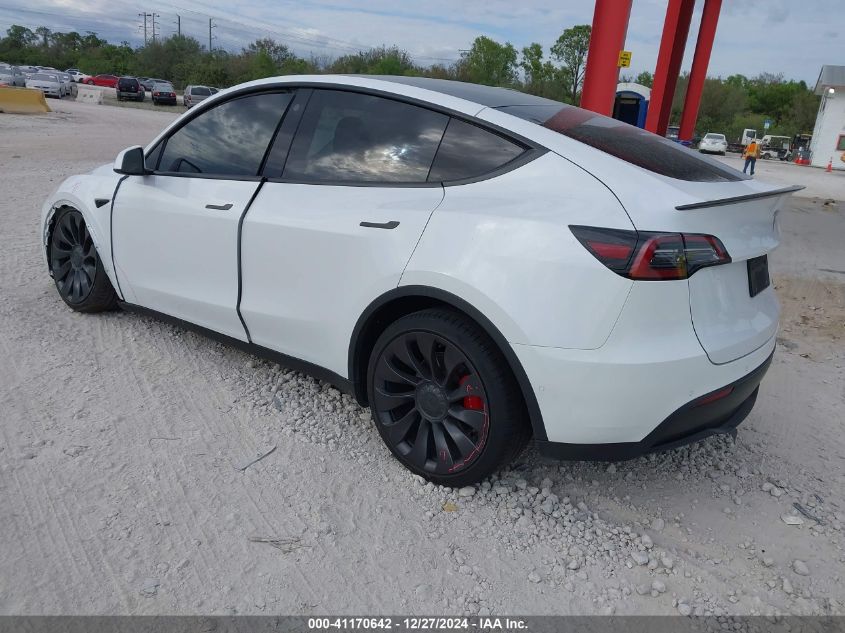 2022 Tesla Model Y Performance Dual Motor All-Wheel Drive VIN: 7SAYGDEF5NF379205 Lot: 41170642