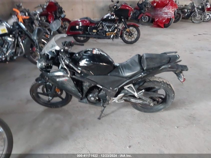 2013 Honda Cbr250 R VIN: MLHMC4104D5304355 Lot: 41171622