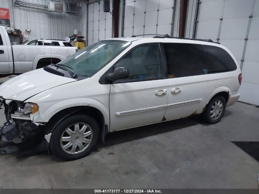 2005 Chrysler Town & Country Touring VIN: 2C4GP54L95R313752 Lot: 41173177